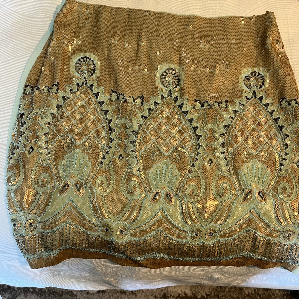 NWT sequin skirt